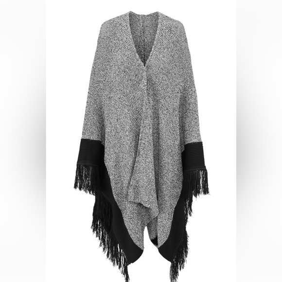 CAbi Accessories - Cabi Poncho Cape Shawl